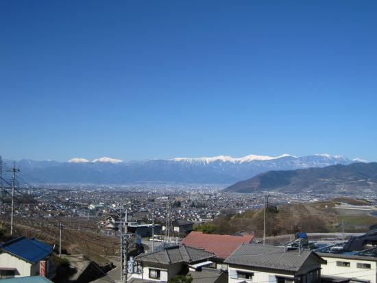 勝沼ぶどう郷駅前広場