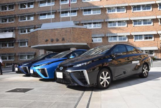 水素エンジン車燃料電池車との違い