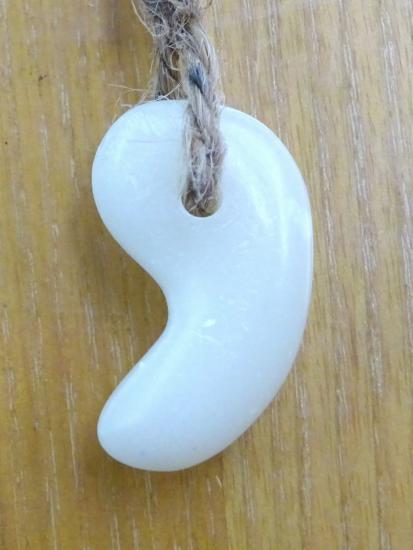画像：勾玉の制作例