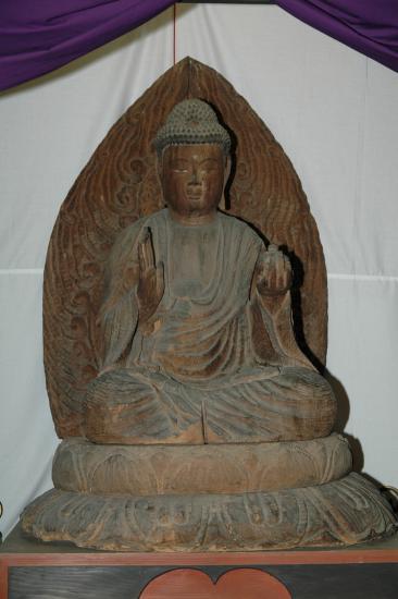 木造薬師如来坐像