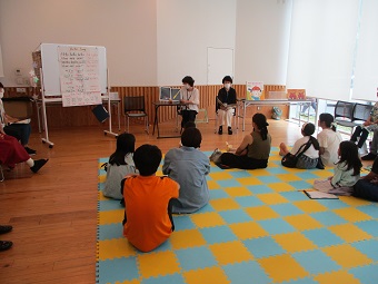 令和6年度第2回外国語絵本読み聞かせ2