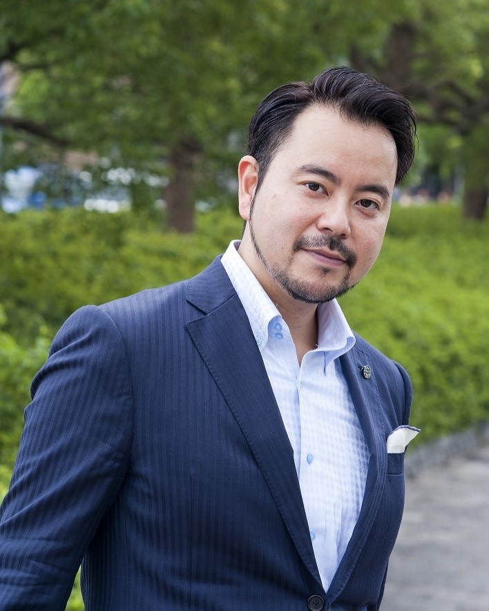 穂坂氏