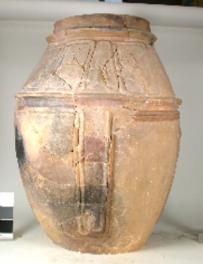 画像：保存修理土器・有孔鍔付土器