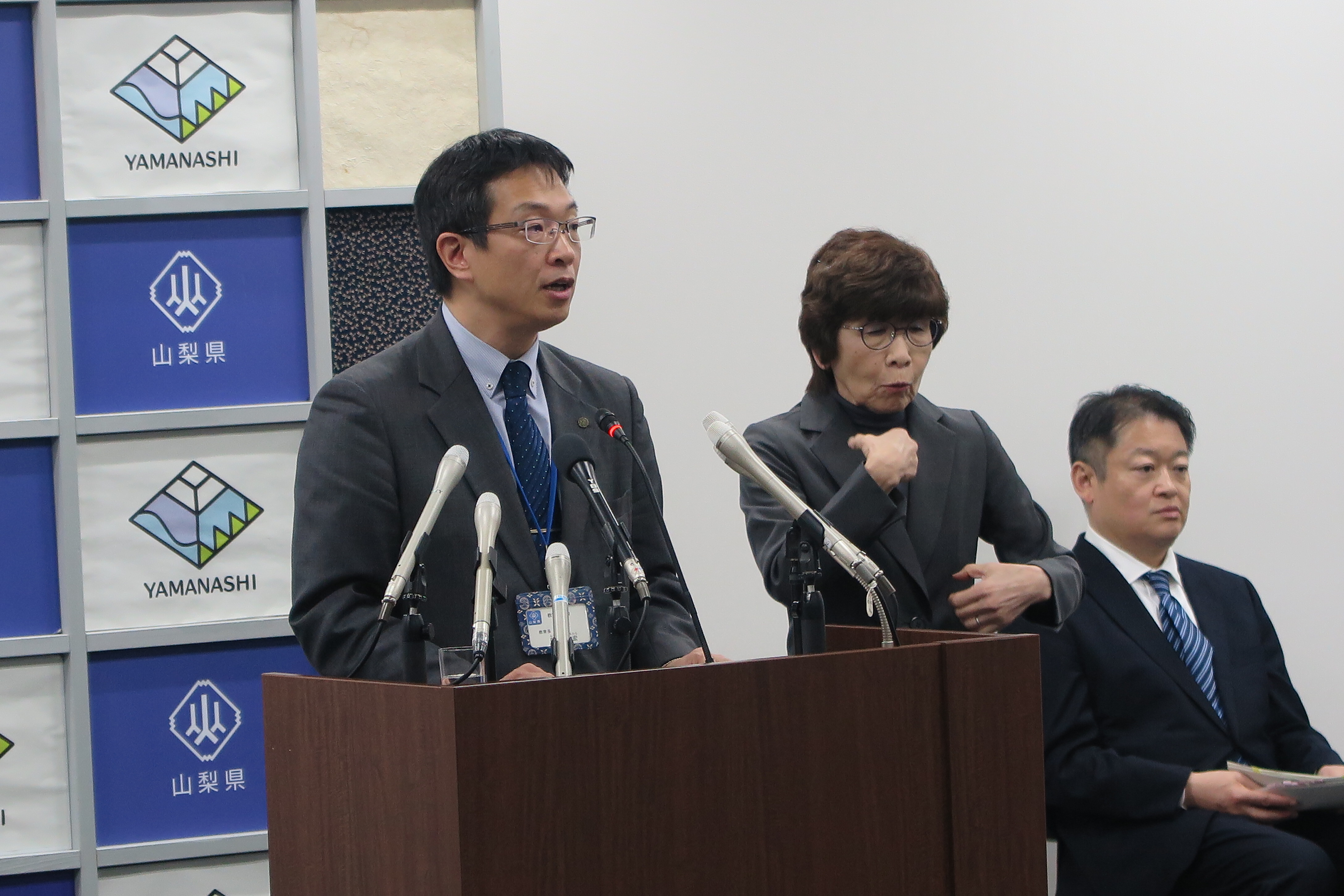 県立高等学校における長期欠席者を対象とした校後期別選抜の導入について