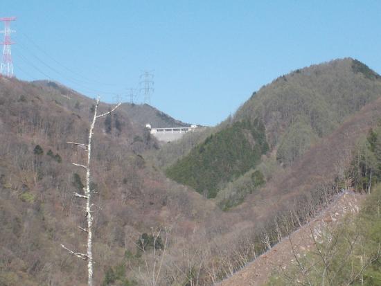 県道柳平塩山線の途中から2025年5月1日の写真