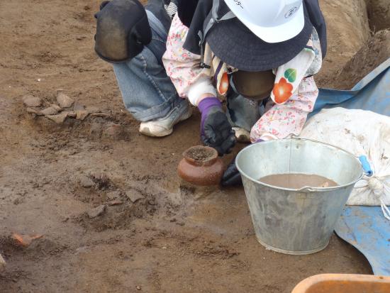 0324_廻り田遺跡B区片口