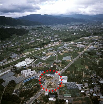 甲州市塩山大木戸遺跡を遠くから見た写真