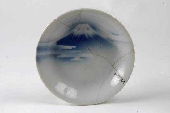 染付冨士山文皿