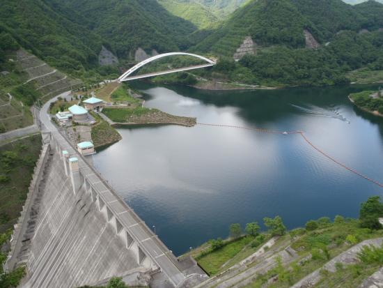 山上局から湖面