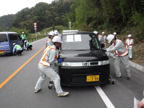 道路啓開訓練状況写真2