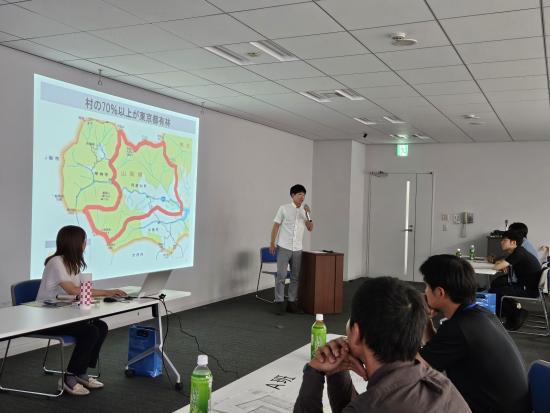 講演