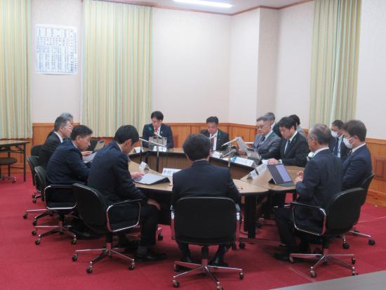 正副委員長会議20250423