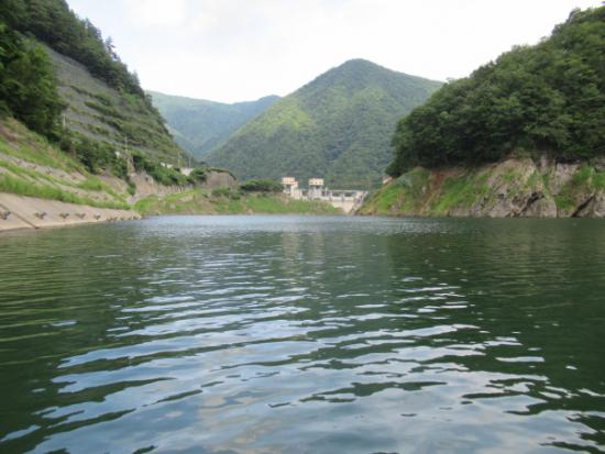 平成29年8月28日に撮影した深城ダム湖面